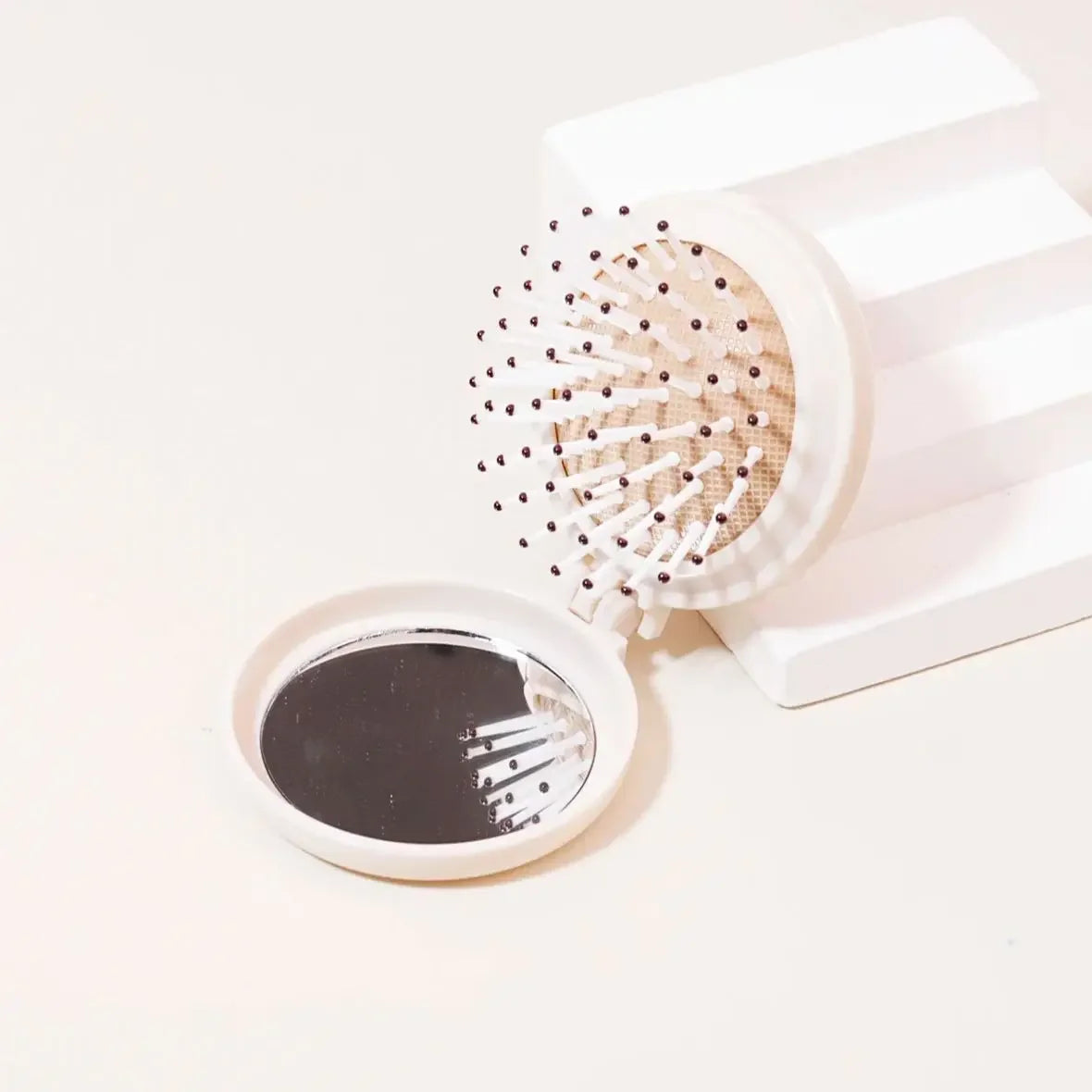 Mini Folding Anti-Static Hair Brush